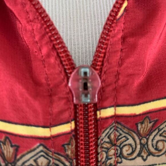 Vintage red and gold floral print windbreaker - Picture 6 of 8